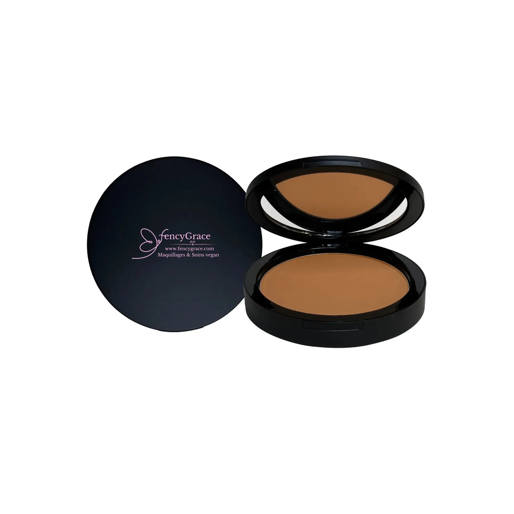 Poudre Compacte Vegan FencyGrace Grace 127 – Fini Mat Haute Performance - Shopthatapp.ca