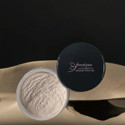 FencyGrace vegan matte finishing setting powder, long-lasting, smoothing face makeup product in a sleek compact.