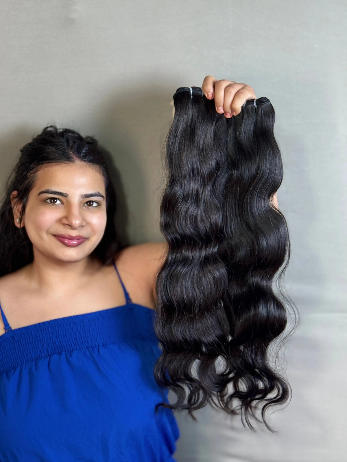 Indian Virgin Wavy Hair bundles by Prithvi Mart, showing full-length luxurious wavy hair extensions for stylish looks.