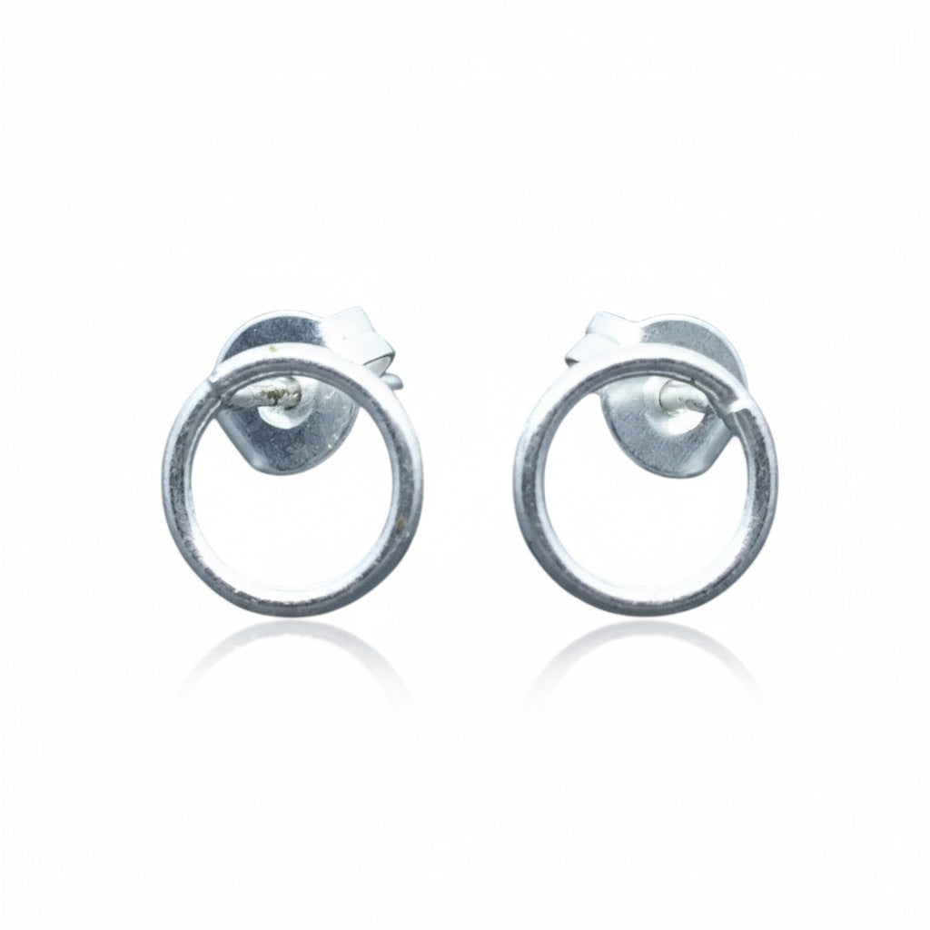 Open Circle Silver Earrings - Elegant Plate Studs for Every Occasion - Shopthatapp.ca
