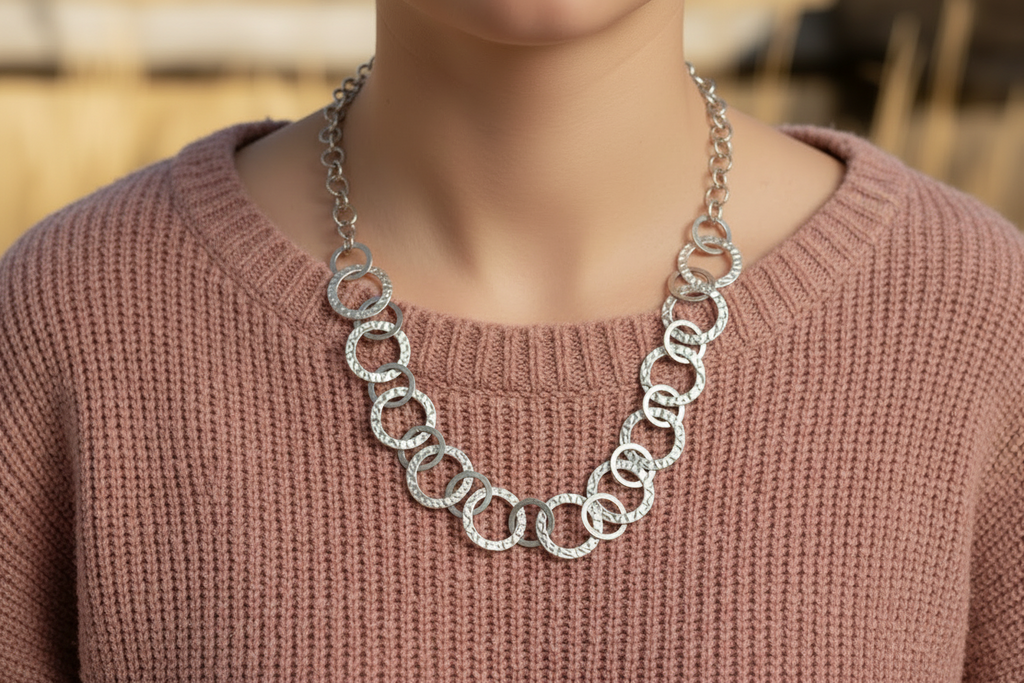Linked Hoop Necklace - Grey Stainless Steel - Shopthatapp.ca