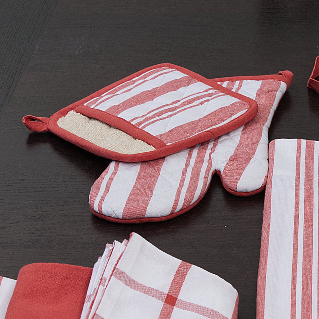 Decade Classics-Oven Mitt and Pot Holder - Shopthatapp.ca
