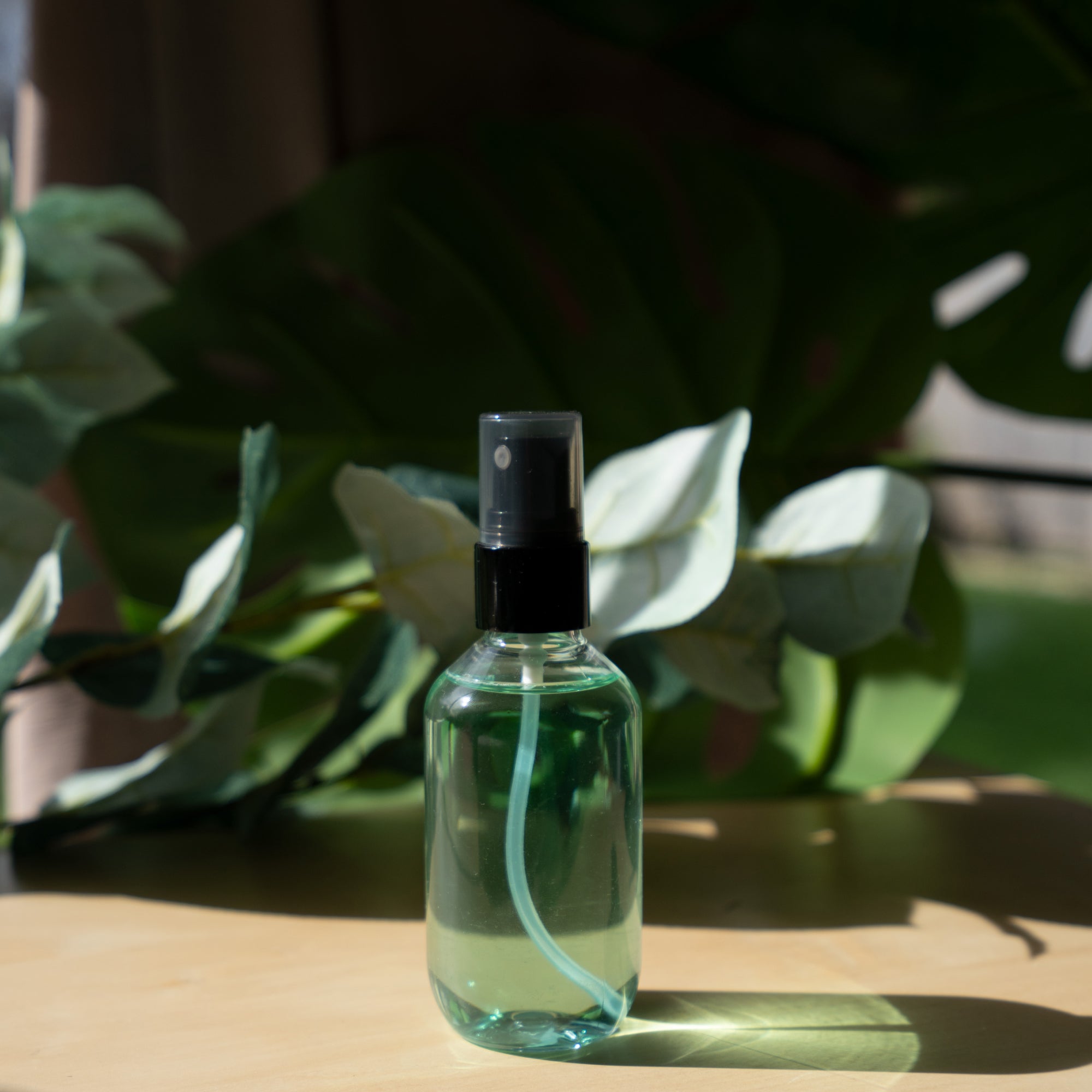 Vegan Setting Spray – Long-Lasting Hold & Natural Finish | FencyGrace Canada - Shopthatapp.ca