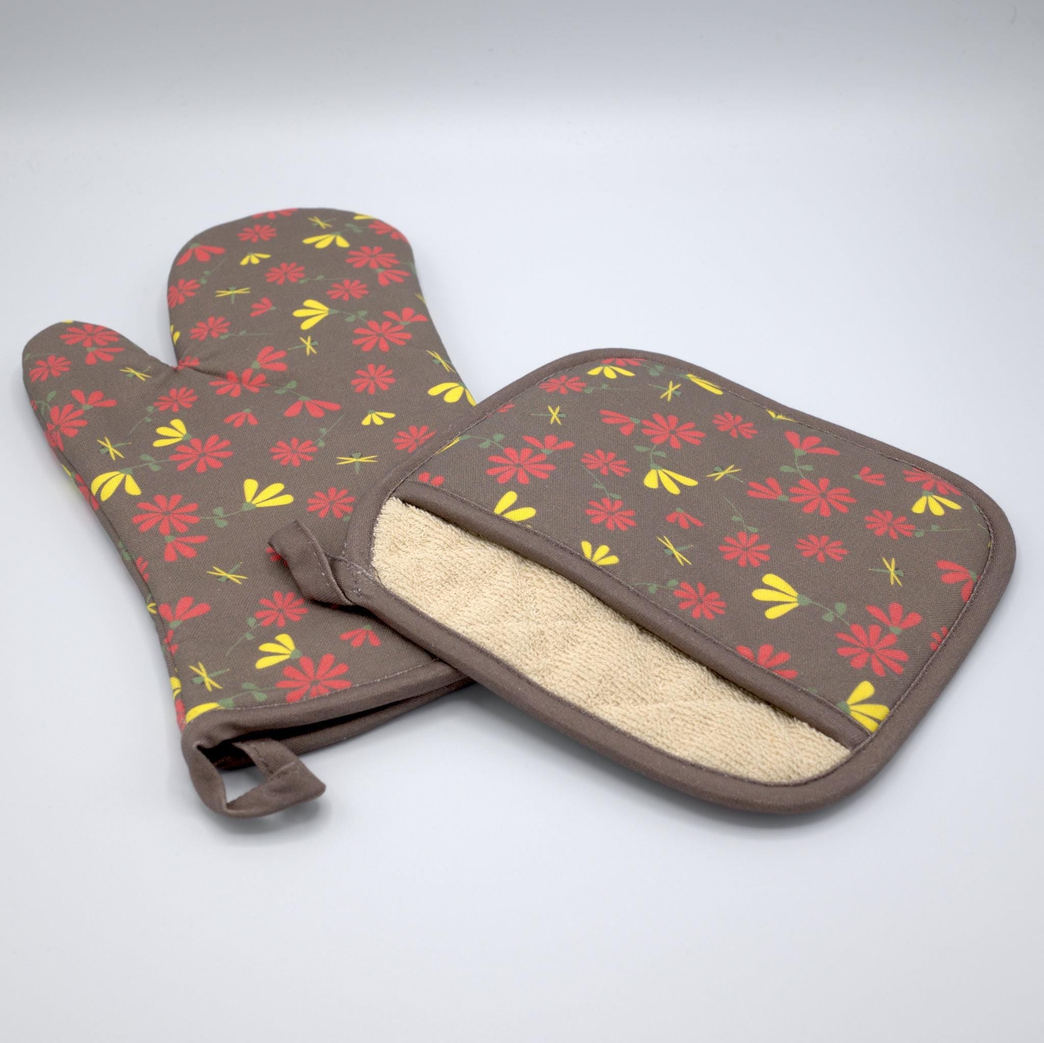 Shy Dragonfly-Oven Mitt & Pot Holder - Shopthatapp.ca