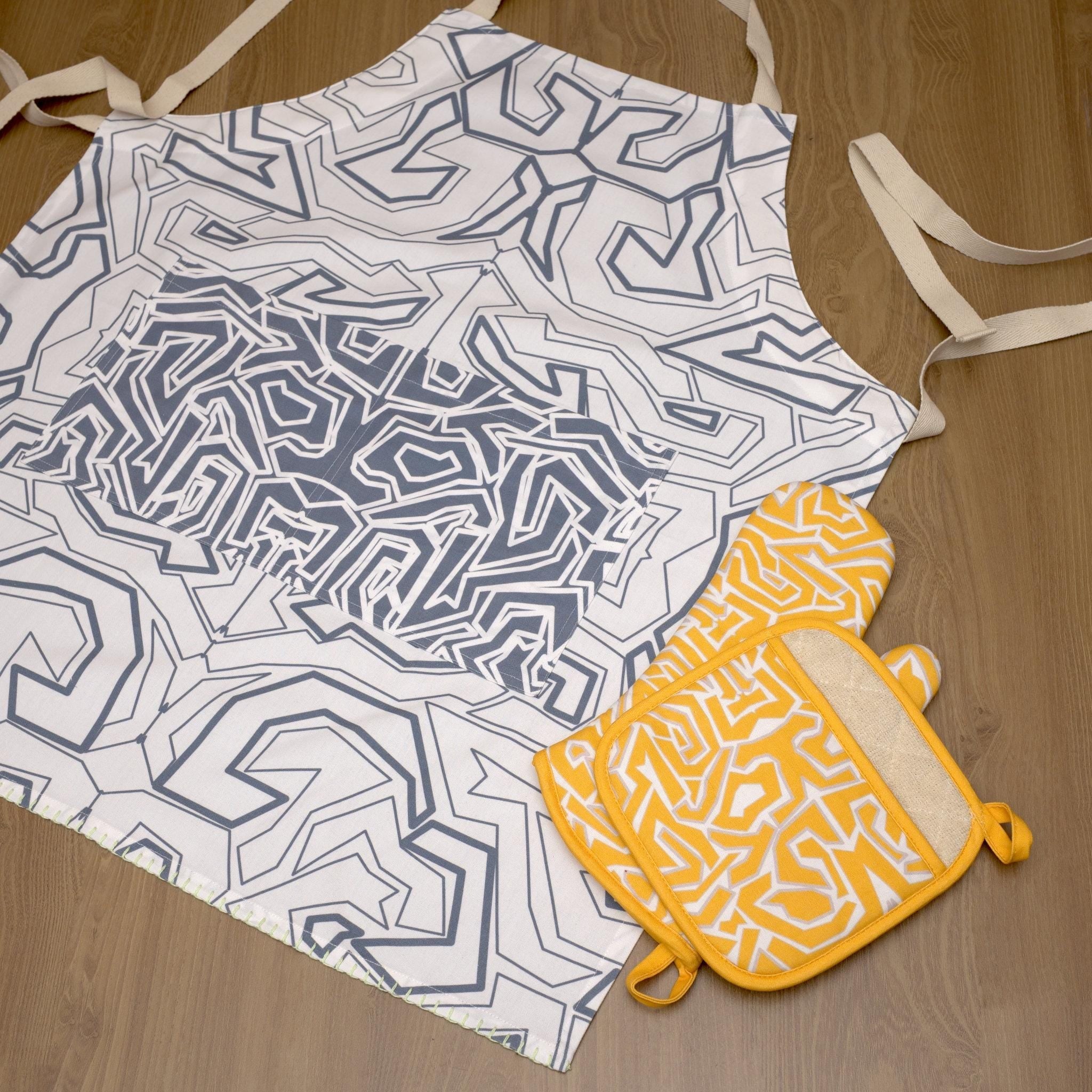 Squiggles: Uh-Mazing Apron (2 Colors) - Shopthatapp.ca
