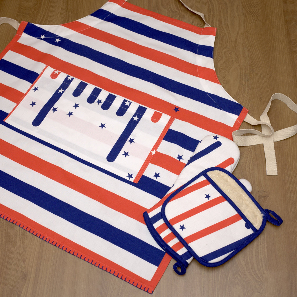 Stars & Stripes: Oven Mitt and Pot Holder - Shopthatapp.ca