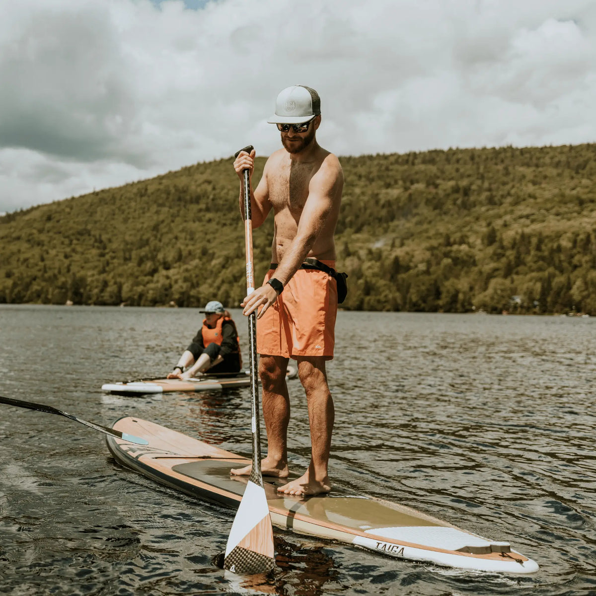 Taiga Board Diamond Paddle, asymmetric one-piece design with wood and carbon construction, 12k finish, for stand-up paddleboarding.