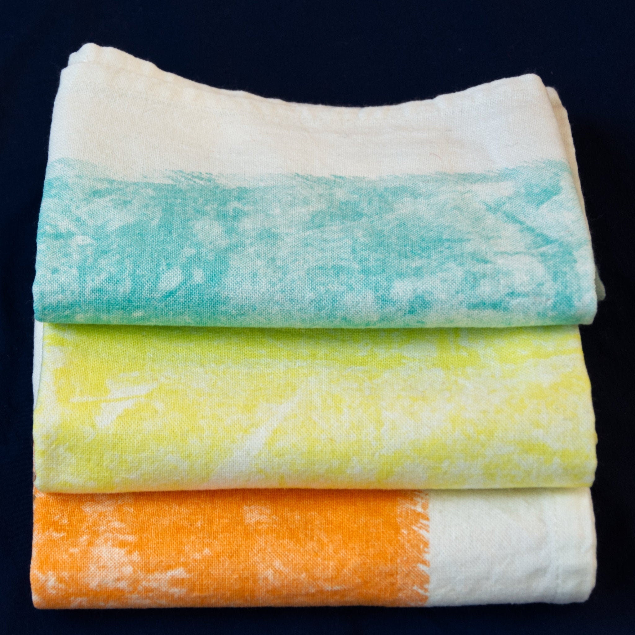 Retro Tie-Dye Kitchen Towels - Shopthatapp.ca