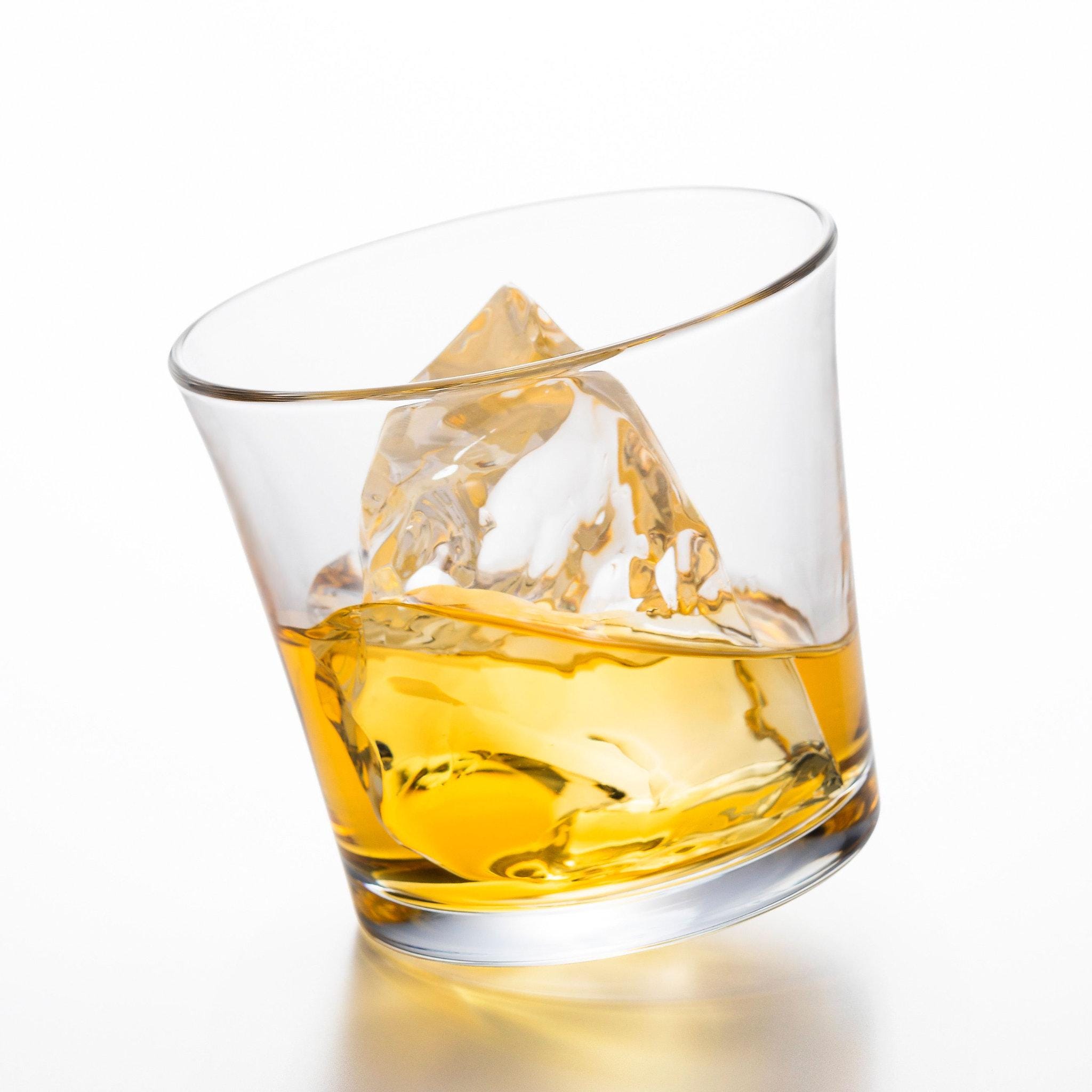 Tottering Whiskey Glasses [Japan] - Shopthatapp.ca