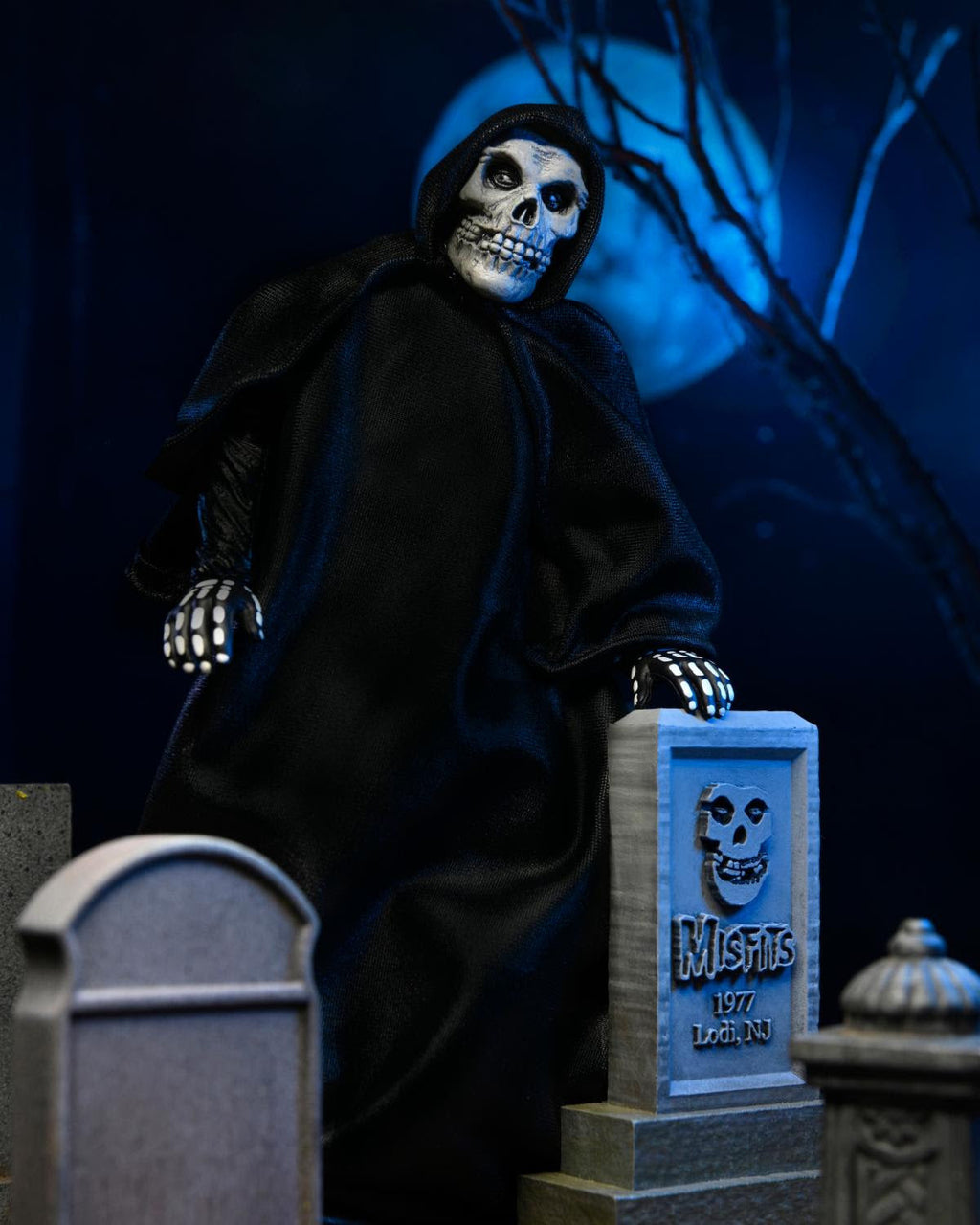 The Misfits -  Scale Action Figure - Ultimate Fiend - Www.Shopthatapp.ca