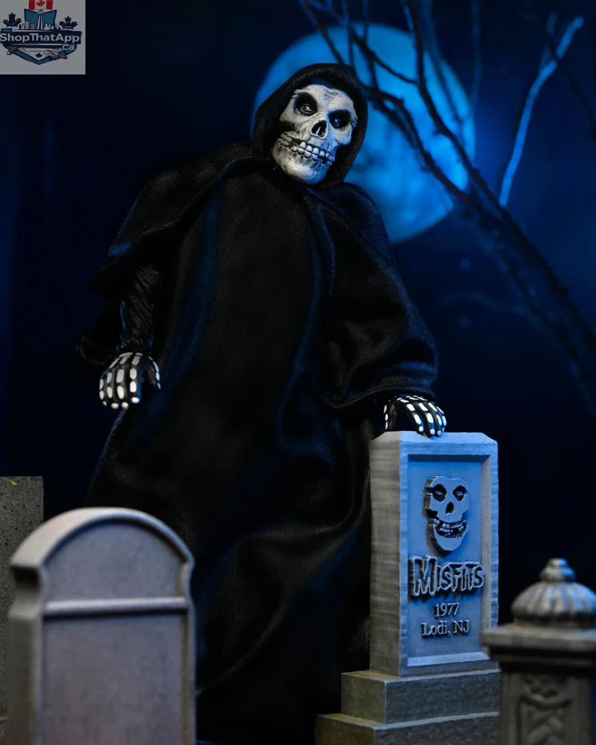 Toy Snowman The Misfits Scale Action Figure - Ultimate Fiend collectible, detailed toy with vibrant colors and dynamic pose.