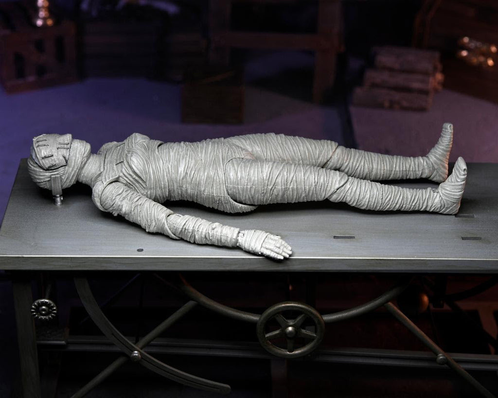 Universal Monsters - Ultimate Bride of Frankenstein - Color - Www.Shopthatapp.ca
