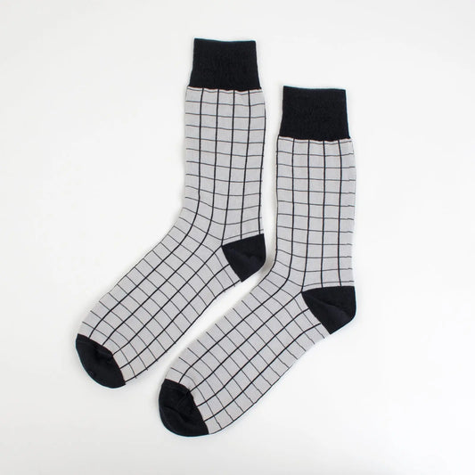 Black and grey Velvet and White socks with striped pattern, casual crew sock style, shown in the VWF21-G04-A_01 image.