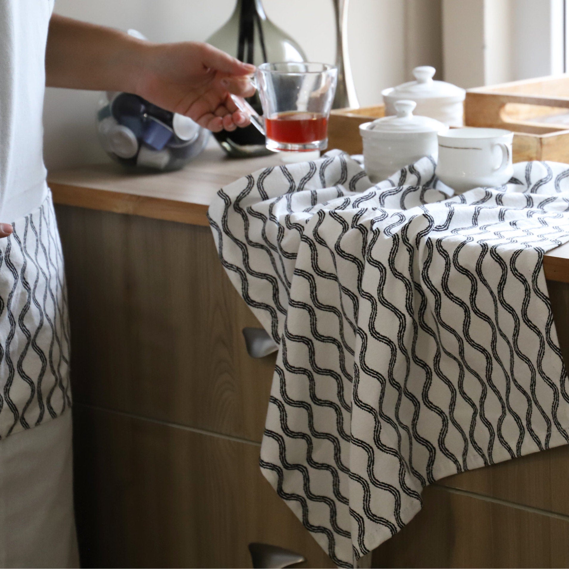 Crinkled Flour Sack Tea Towels - Shopthatapp.ca