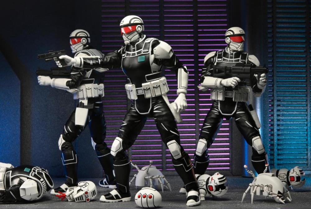 Teenage Mutant Ninja Turtles: The Last Ronin Synja Commando and Mousers - Www.Shopthatapp.ca